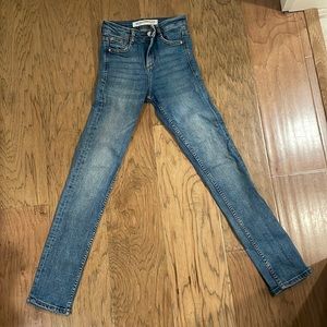 ZARA Trafaluc Denim Collection Jeans Size 2